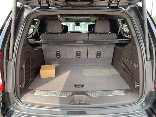 Photo of 2024 Onyx Black GMC Yukon XL