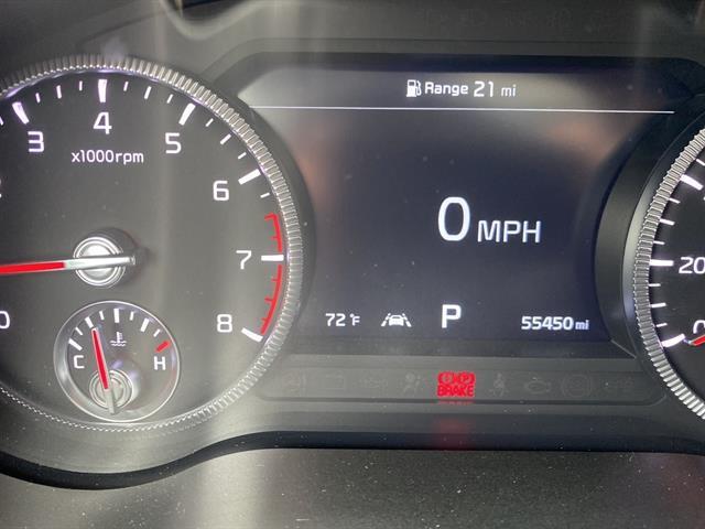 Photo of 2022 Glacial White Pearl Kia Telluride