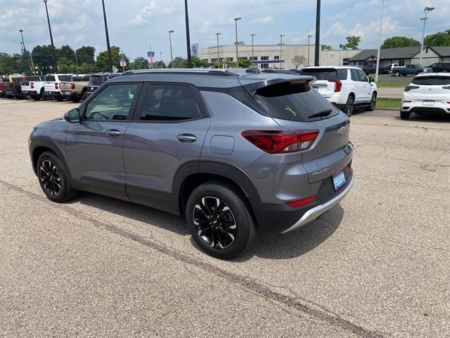 Photo of 2022 Satin Steel Metallic Chevrolet Trailblazer