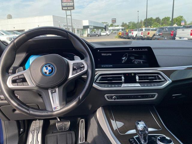 Photo of 2022 Phytonic Blue Metallic BMW X5 PHEV