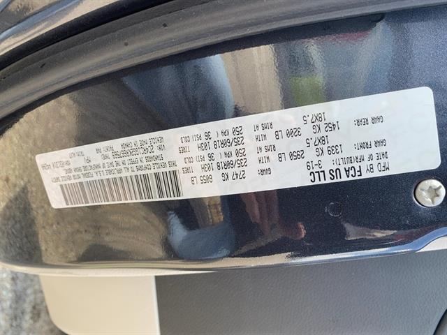 Photo of 2019 Maximum Steel Metallic Clearcoat Chrysler Pacifica