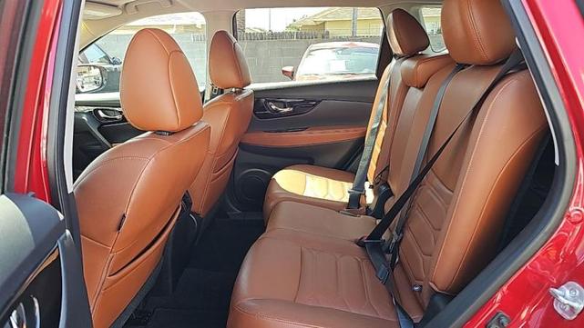 Photo of 2017 Red Nissan Rogue