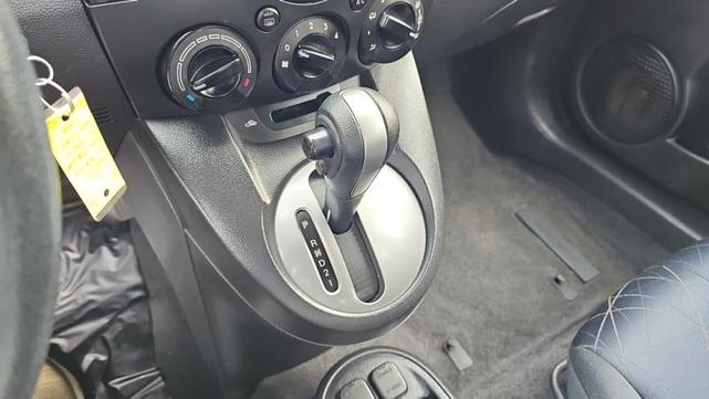 Photo of 2013 Black Mazda Mazda2