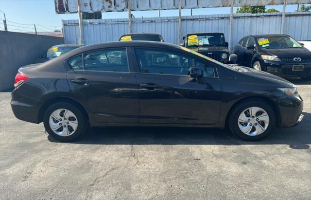Photo of 2013 Black Honda Civic