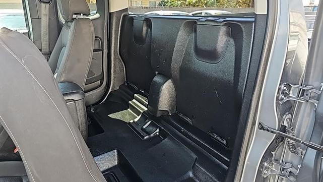 Photo of 2021 Gray Chevrolet Colorado
