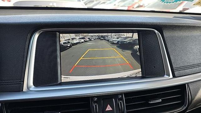 Photo of 2020 White Kia Optima