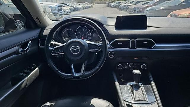 Photo of 2017 Gray Mazda CX-5