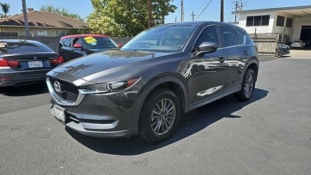Photo of 2017 Gray Mazda CX-5