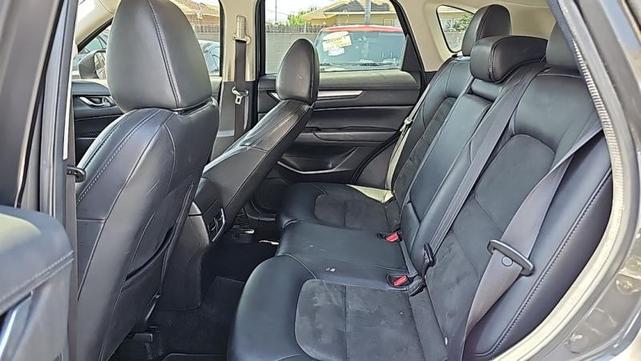 Photo of 2017 Gray Mazda CX-5