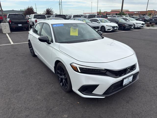 Photo of 2024 Platinum White Pearl Honda Civic
