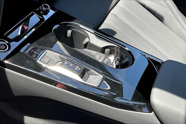 Photo of 2025 Glacier White Metallic Audi Q6 e-tron