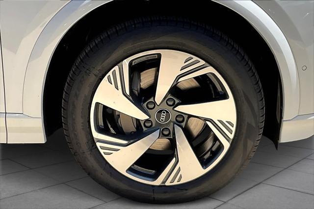 Photo of 2025 Glacier White Metallic Audi Q6 e-tron