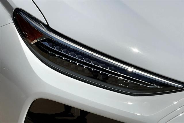 Photo of 2025 Glacier White Metallic Audi Q6 e-tron