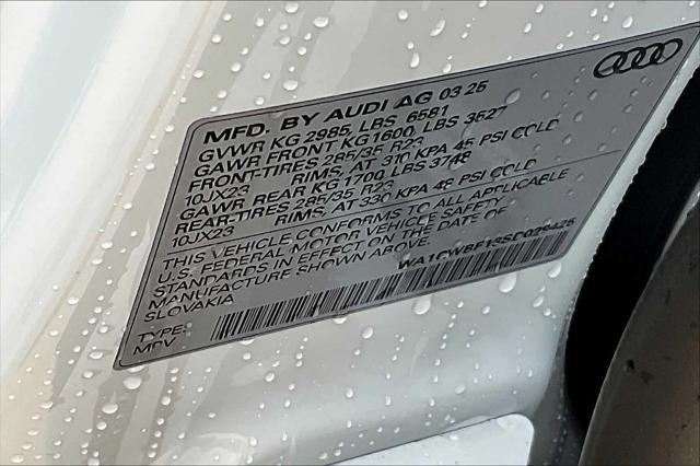 Photo of 2025 Glacier White Metallic Audi SQ8