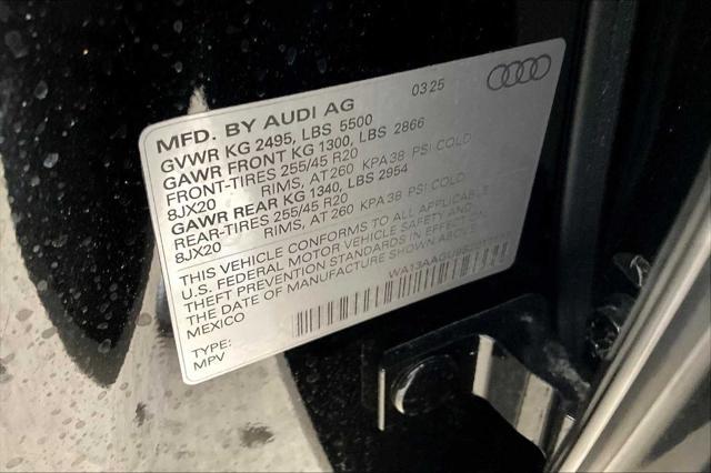 Photo of 2025 Mythos Black Metallic Audi Q5