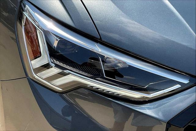 Photo of 2025 Daytona Gray Pearl Effect Audi Q3