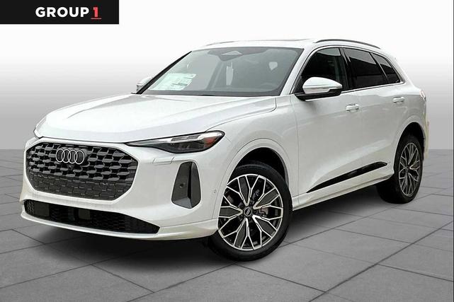 Photo of 2025 Glacier White Metallic Audi Q5