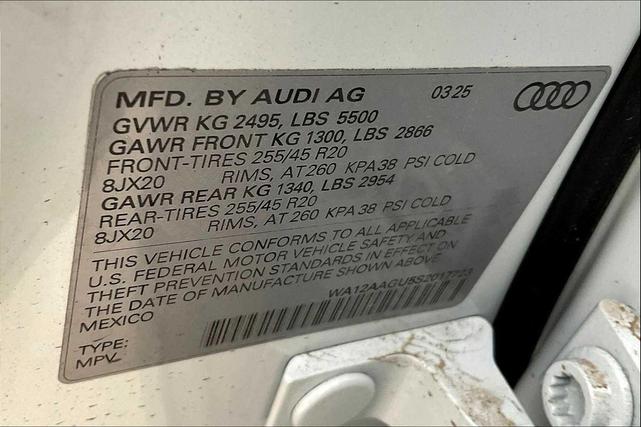 Photo of 2025 Glacier White Metallic Audi Q5