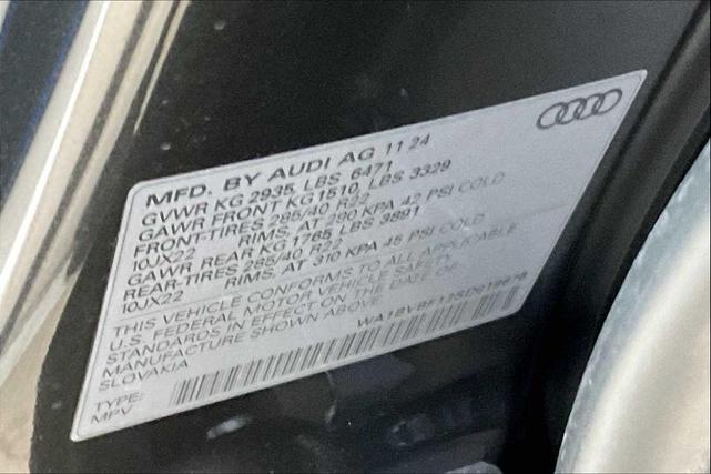 Photo of 2025 Samurai Gray Metallic Audi Q8