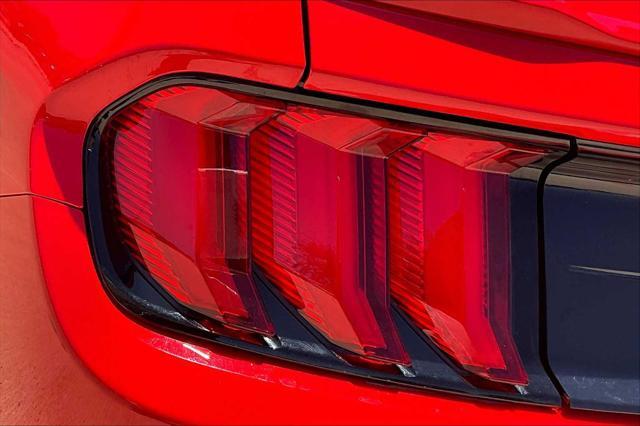 Photo of 2018 Race Red Ford Mustang