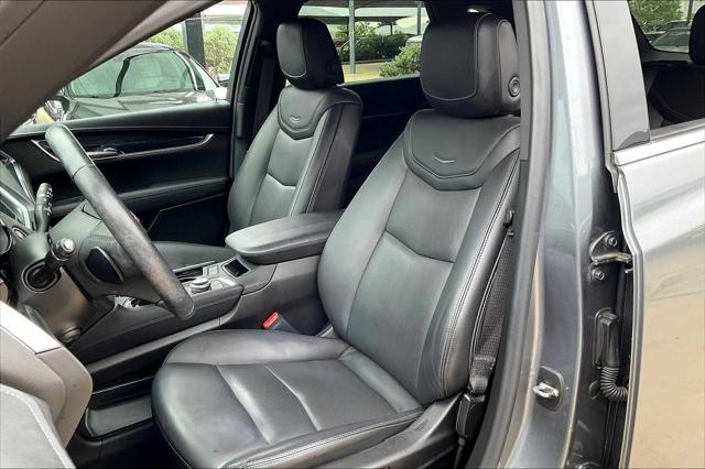 Photo of 2022 Satin Steel Metallic Cadillac XT5