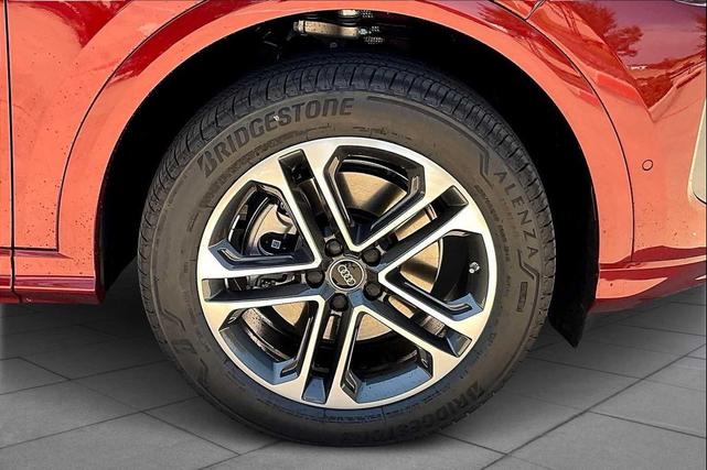 Photo of 2025 Grenadine Red Metallic Audi Q5