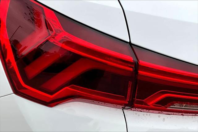 Photo of 2025 Arkona White Audi Q3