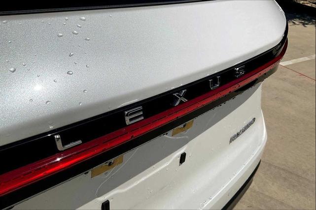 Photo of 2024 Eminent White Pearl Lexus RX 350