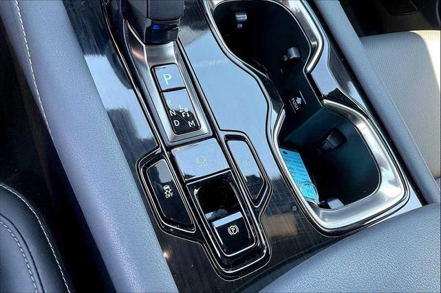 Photo of 2024 Eminent White Pearl Lexus RX 350
