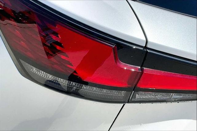 Photo of 2024 Eminent White Pearl Lexus RX 350