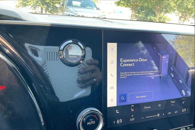 Photo of 2024 Eminent White Pearl Lexus RX 350