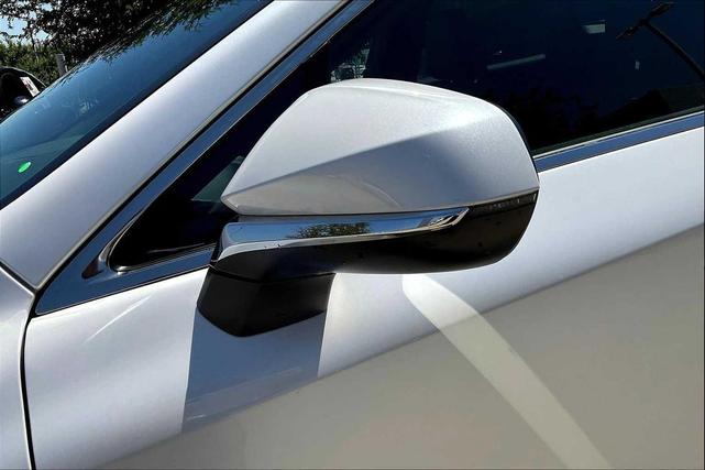 Photo of 2024 Eminent White Pearl Lexus RX 350