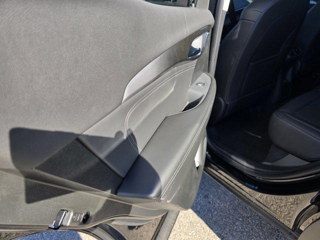 Photo of 2025 Ebony Twilight Metallic Buick Envision