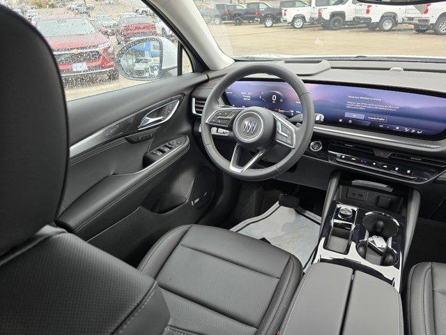 Photo of 2025 Summit White Buick Envision
