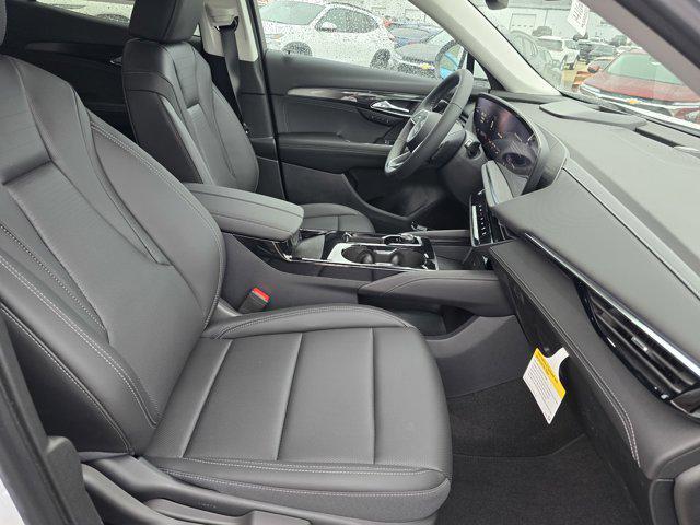 Photo of 2025 Summit White Buick Envision