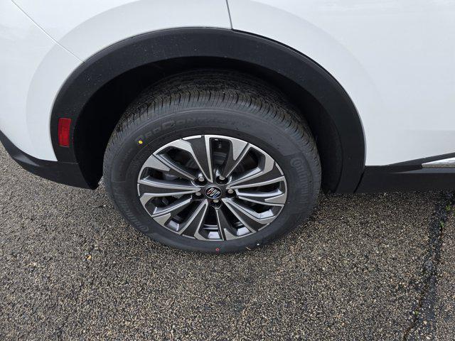 Photo of 2025 Summit White Buick Envision