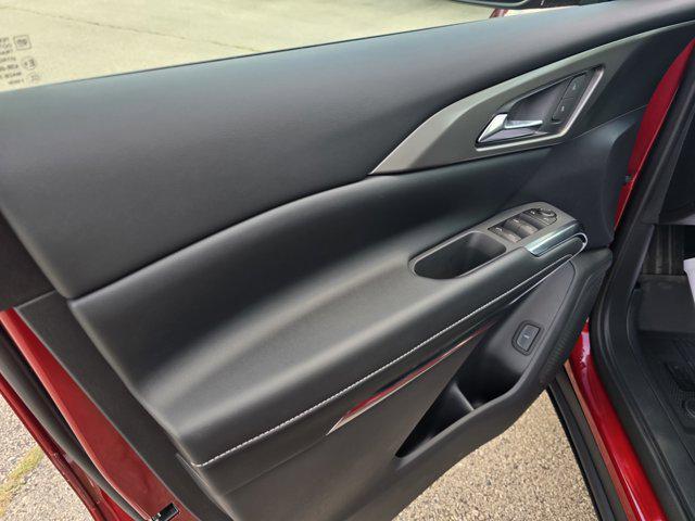 Photo of 2025 Radiant Red Tintcoat Chevrolet Traverse