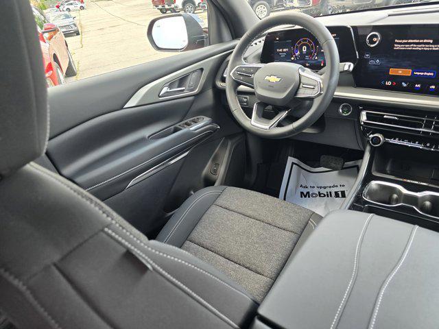 Photo of 2025 Radiant Red Tintcoat Chevrolet Traverse