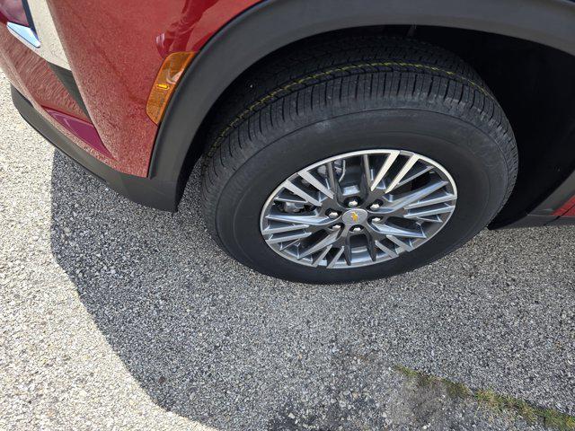 Photo of 2025 Radiant Red Tintcoat Chevrolet Traverse