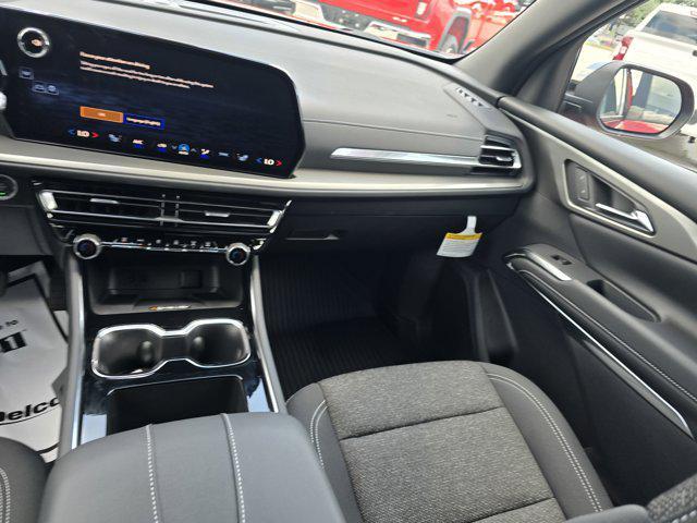 Photo of 2025 Radiant Red Tintcoat Chevrolet Traverse