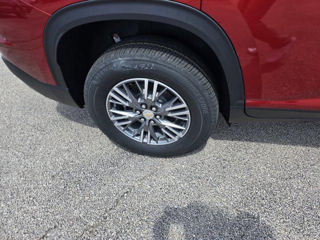 Photo of 2025 Radiant Red Tintcoat Chevrolet Traverse