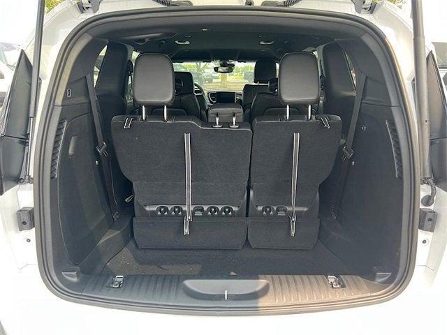 Photo of 2025 Bright White Clearcoat Chrysler Voyager