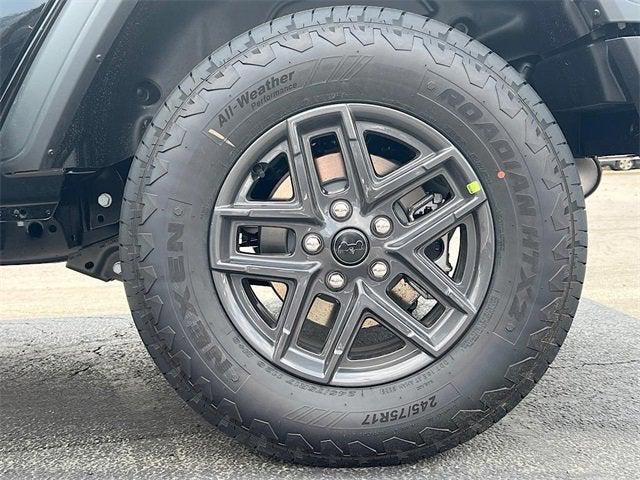 Photo of 2025 Black Clearcoat Jeep Wrangler