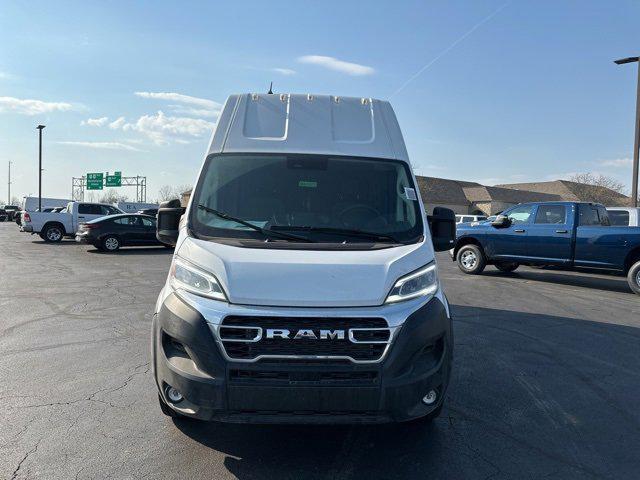Photo of 2024 Bright White Clearcoat RAM ProMaster 3500