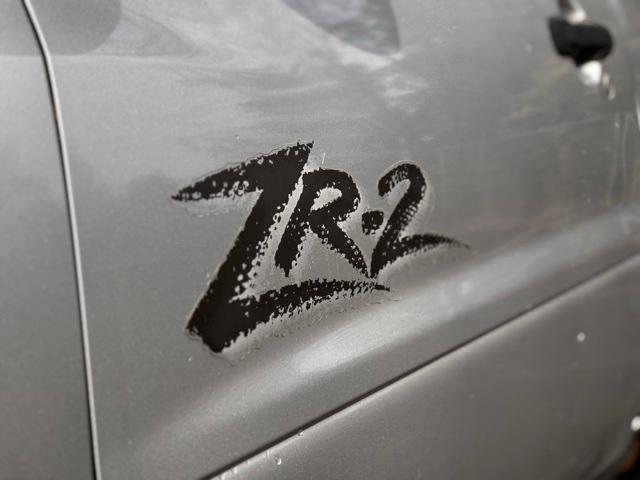 Photo of 2002 Silver Chevrolet Tracker