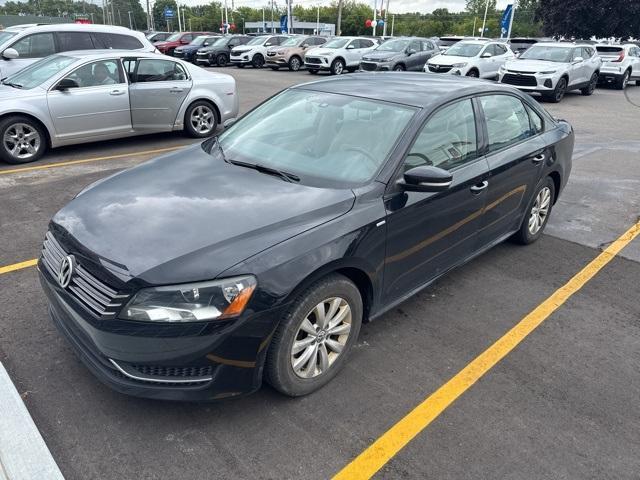 Photo of 2014 Black Volkswagen Passat