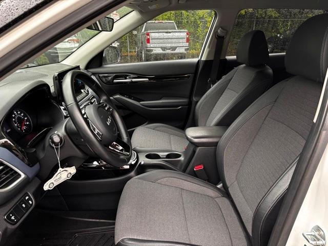 Photo of 2022 Snow White Pearl Kia Seltos