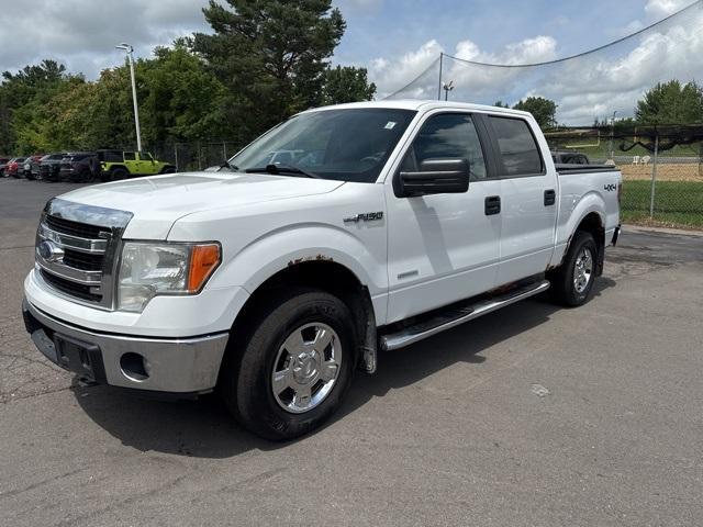 Photo of 2013 White Ford F-150