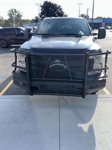 Photo of 2019 Black Metallic Ford F-250