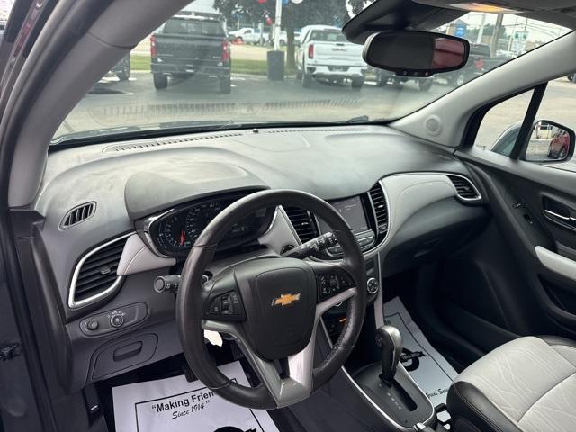 Photo of 2022 Shadow Gray Metallic Chevrolet Trax